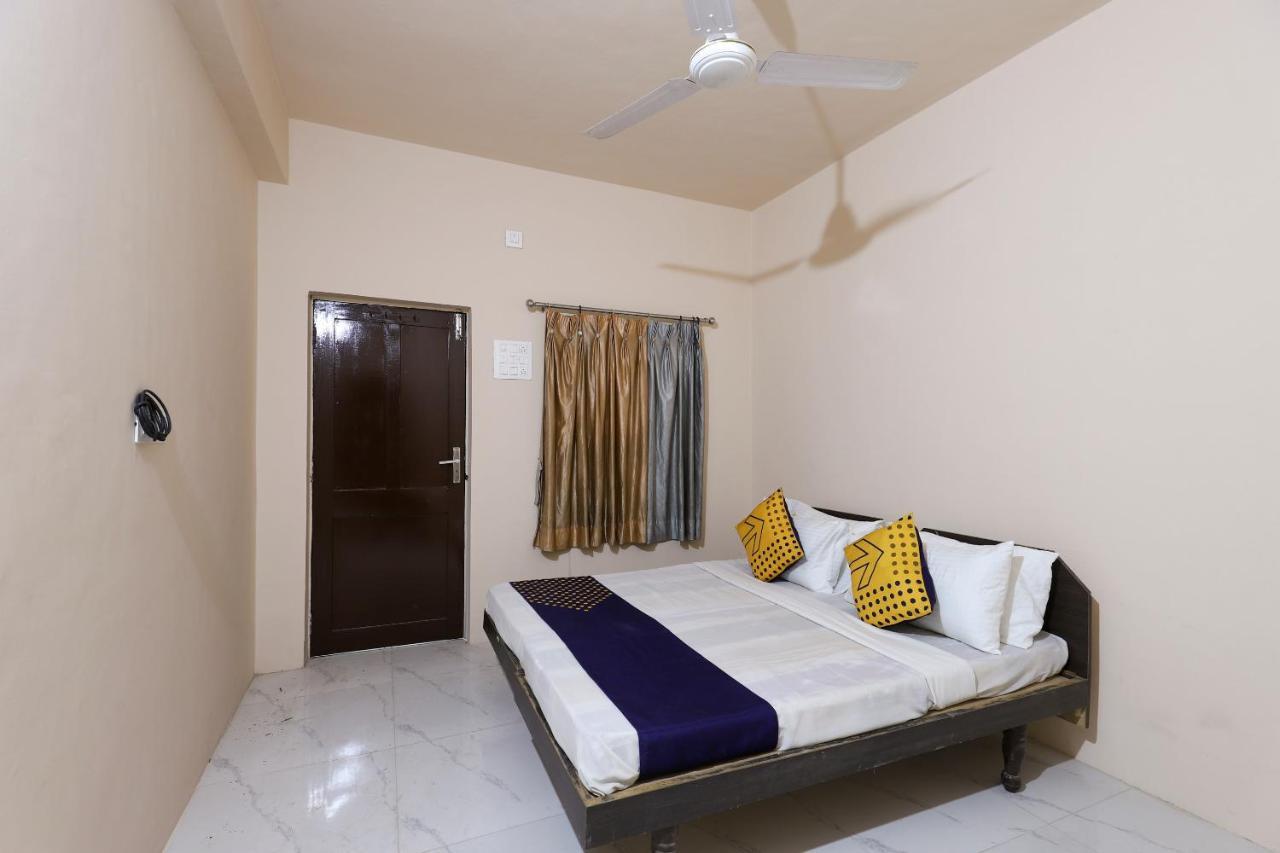 Jāmnagar Spot On 64818 Hotel Minal المظهر الخارجي الصورة